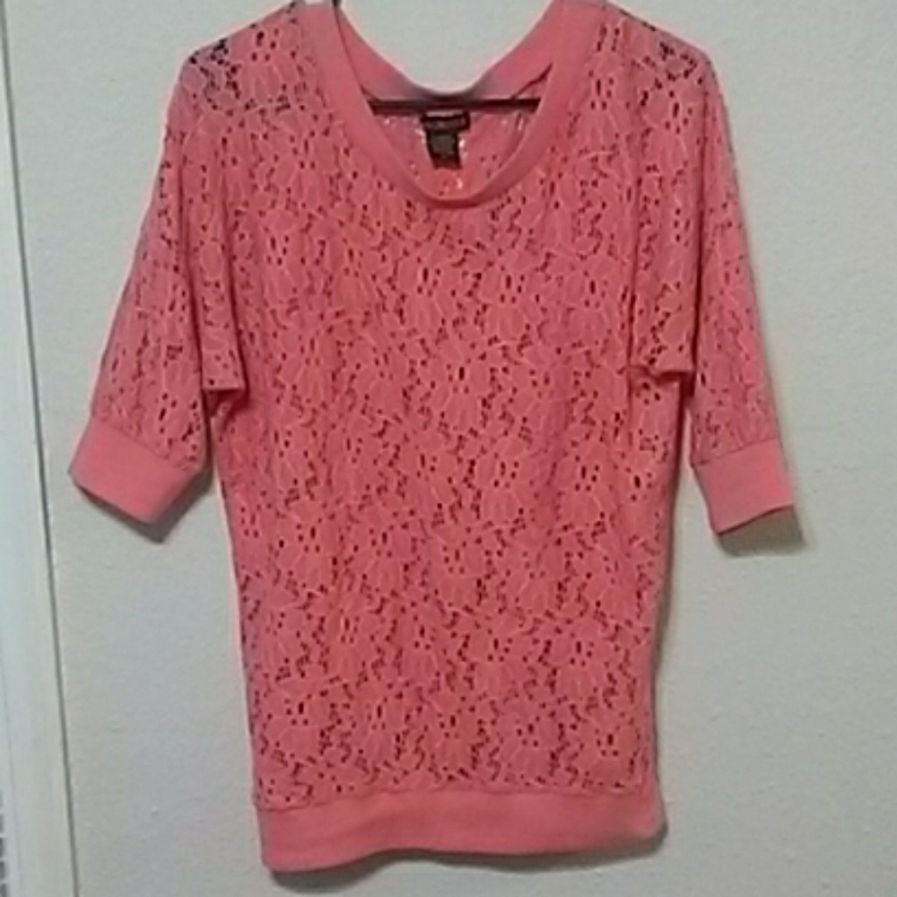 Mischievous floral lace top